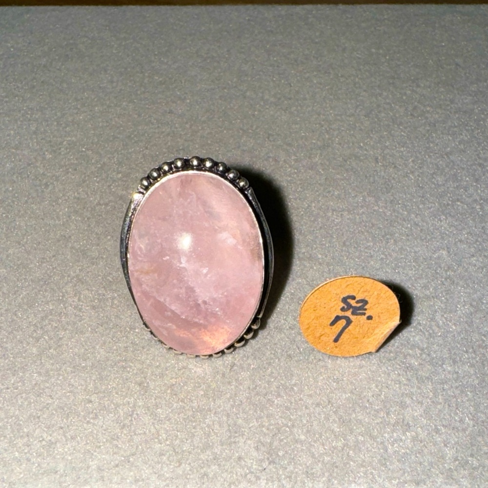Hand Crafted Size 7 Rose Quartz Ring 925
Sterling Silver
